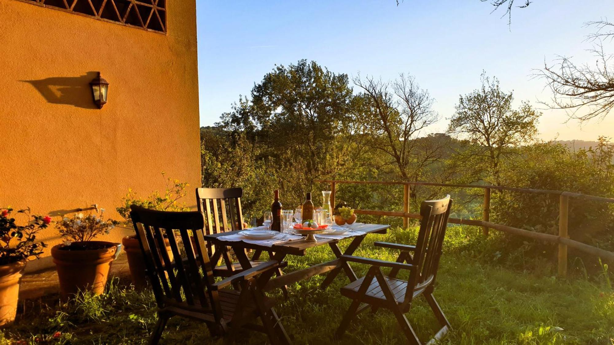 Agriturismo Podere Le Tombe Pensionat Palaia Exteriör bild