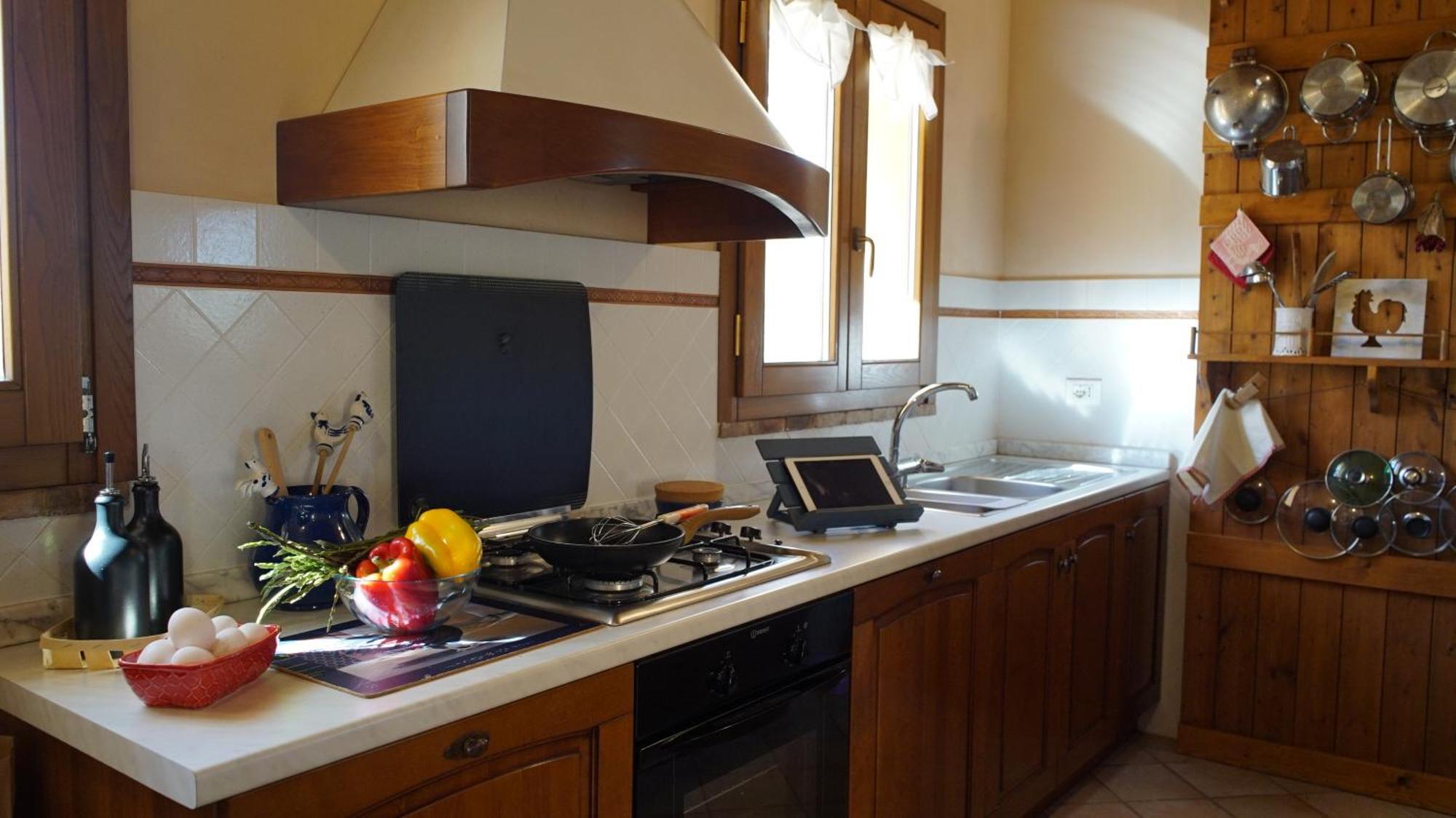 Agriturismo Podere Le Tombe Pensionat Palaia Rum bild